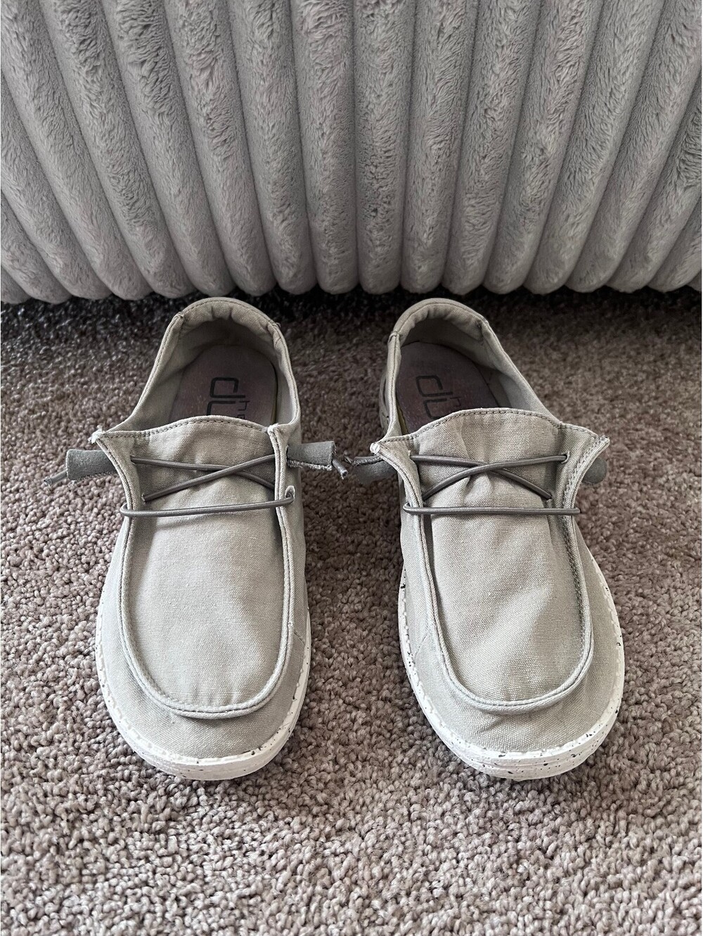 Hey Dude Womens Wendy Grey Shoes size 7